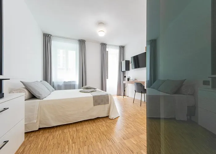 Cavaedium Nocleg ze śniadaniem 4*