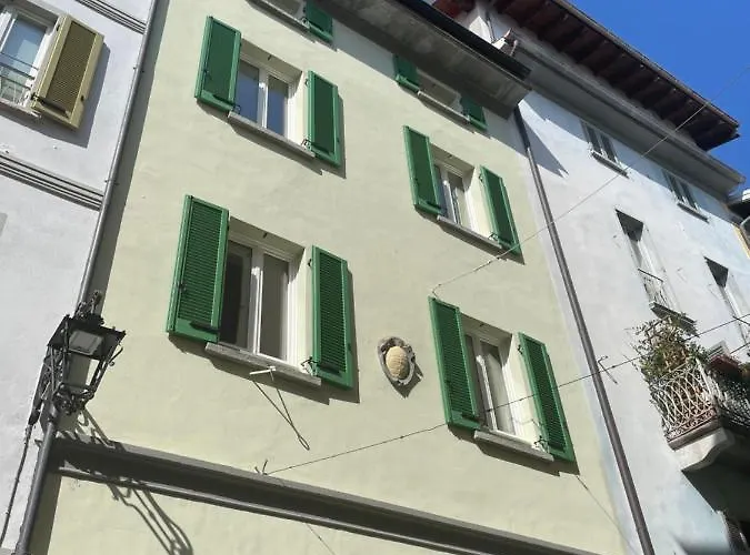 住宿加早餐酒店 Cavaedium 阿罗纳